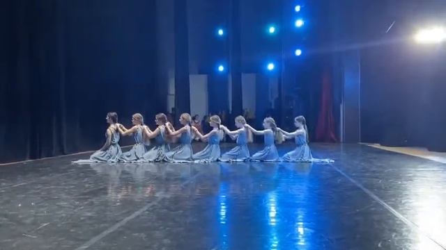 Студия танца "ГРАВИТАЦИЯ" Танец(ЛУНА) начало,если хотите продолжения с вас 150 просмотров!! смотреть онлайн