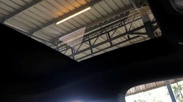 MERCEDES CLA 180 VS A180 SEDAN??