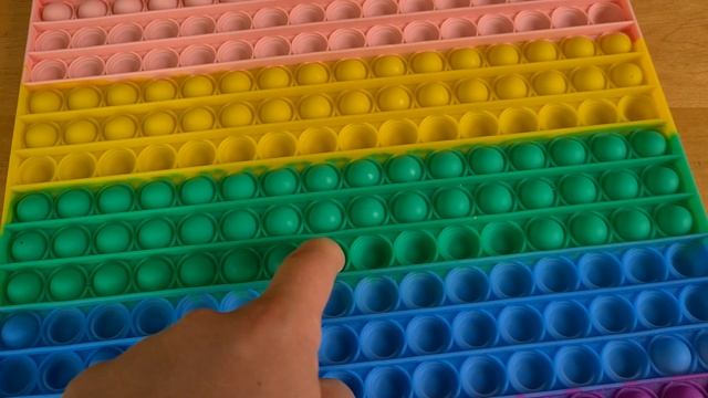 Развитие ребенка с POP IT (поп ит). Учим цвета с ребенком, развитие и запуск речи, мелкой моторики смотреть онлайн