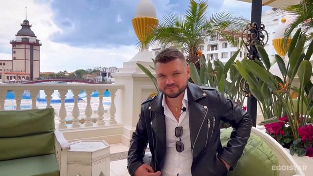 Glamorous Galas & Gatherings