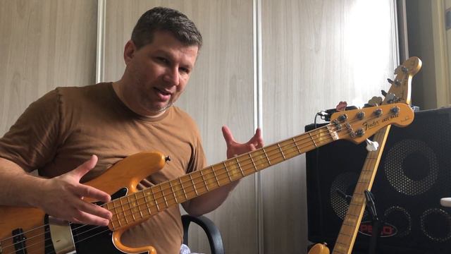 Gear Battle #001 - Comparação entre Fender Jazz Bass Marcus Miller 4 e 5 cordas смотреть онлайн