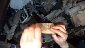 замена масла в двигателе MAZDA 3   1,6 Л