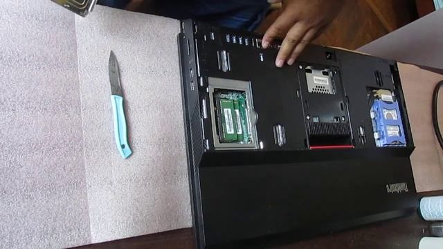 Розбирання моноблока Lenovo ThinkCentre M900z Разборка моноблока Lenovo ThinkCentre M900z смотреть онлайн