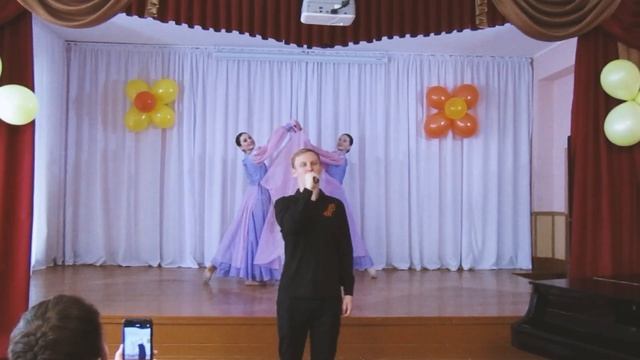 Григорий Дурнов - Майский вальс смотреть онлайн