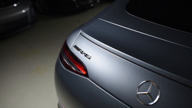 Mercedes-Benz AMG GT63S смотреть онлайн