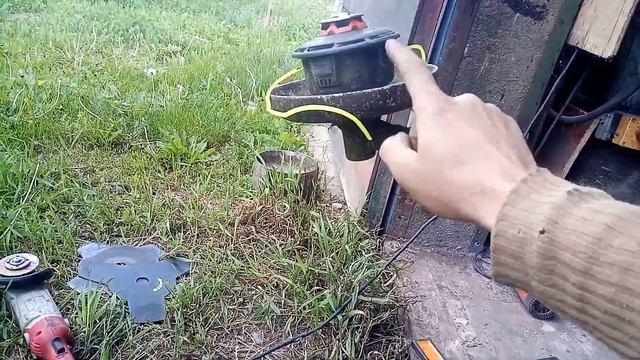 Насадка на триммер из сковородки и пилы для междурядий пропольник, культиватор, сапа, бензотяпка.