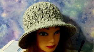 Теплая шляпка крючком. Шляпа для начинающих..mp4