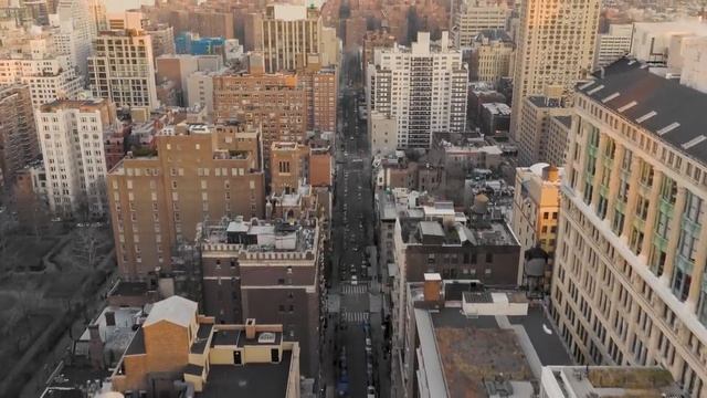 Park Ave Union Square Manhattan 2023 смотреть онлайн