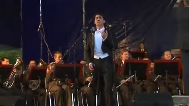 Pavel Baransky Вдоль по улице метелица метет.mp4 смотреть онлайн