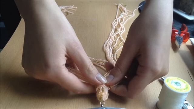 УКРАШЕНИЯ из БИСЕРА набор: КОСИЧКА. СВОИМИ РУКАМИ. TUTORIAL: Jewellery out of seed beads. смотреть онлайн