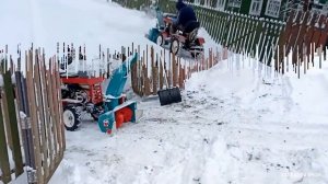 Уборка снега МТ110. продолжение. По просьбам зрителей