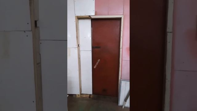 Наша мастерская по изготовлению скульптур из дерева