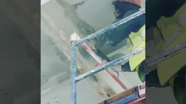 Как убрать побелку с потолка? Легко! смотреть онлайн