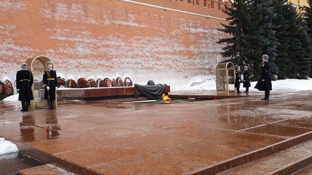 Смена караула в Москве . Changing of the guard in Moscow. (27.02.2023) смотреть онлайн