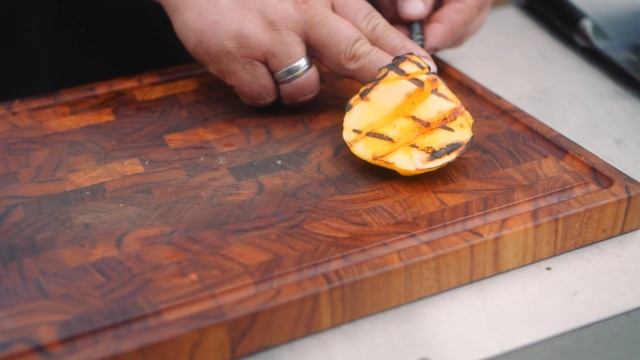 Perfect Match: Iberico Pluma & Mango-Chili Sauce | Rezept | DON CARNE смотреть онлайн