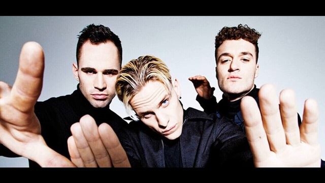 Mixhouse Vs. Scarlet Pleasure. My Pleasure Megamix By Jonas Mix Larsen.