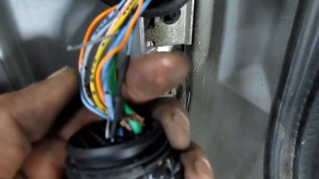 Почему центральный замок сам закрывается и открывается. смотреть онлайн