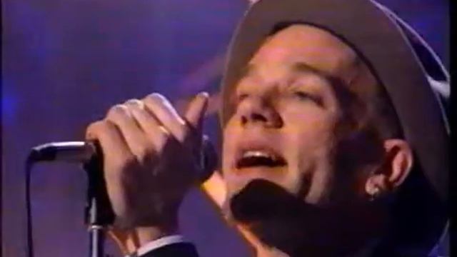 REM and U2 One смотреть онлайн