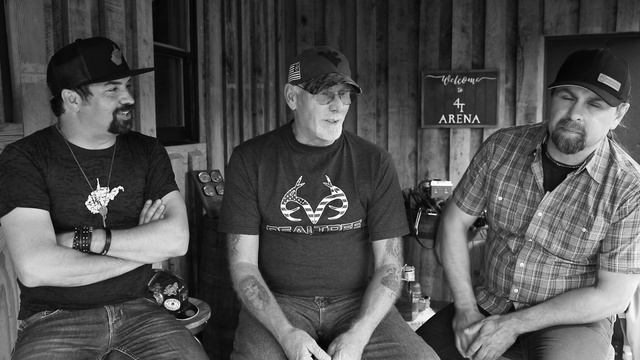 Davisson Brothers Band - Dark as a Dungeon: Coal Miner Stories (Episode 2 - Mike) смотреть онлайн