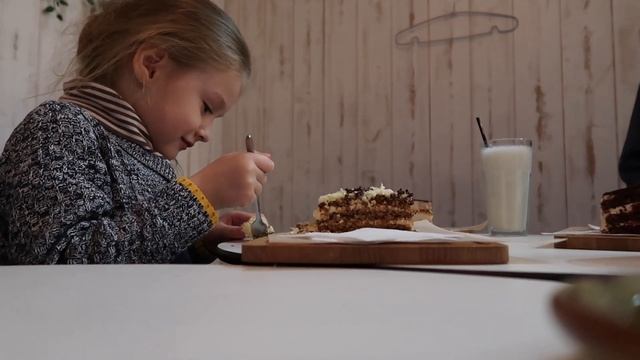 ИЗБАВЛЯЮСЬ ОТ НЕНУЖНОГО, ДОМАШНЕЕ ОБУЧЕНИЕ, ПОКУПКИ ДЛЯ ДОМА, ПО ДЕЛАМ С ДЕТЬМИ | ВЛОГМАС 2021 смотреть онлайн