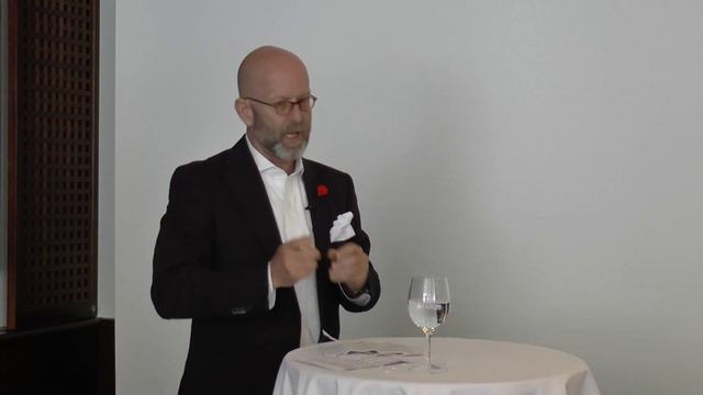 Erik Haemmerli über Waste Food смотреть онлайн