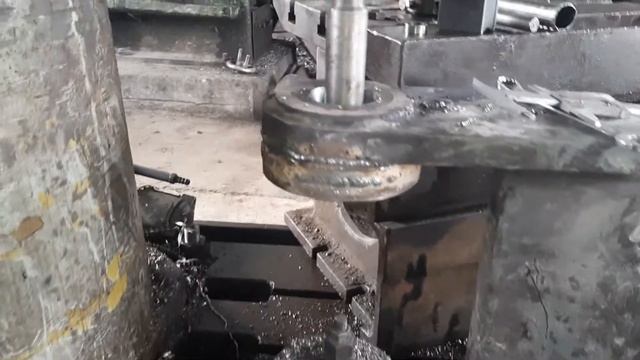 расточка отверствия на радиально сверлильном