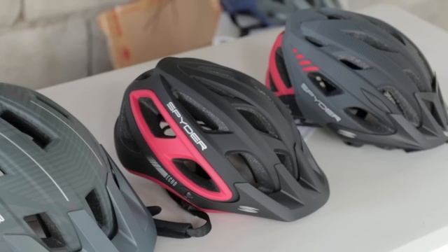 Spyder REACT, FLEX, and ECHO Helmets Unboxing & Initial Impressions смотреть онлайн