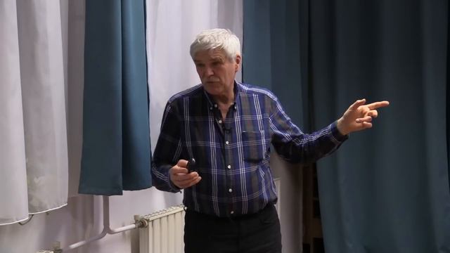 Kommentár nélkül: Dr. Gyulai Iván Természetes növényvédelem című előadása смотреть онлайн