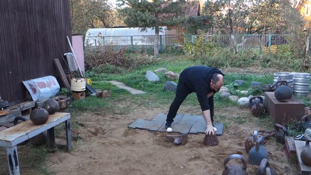 АНДРЕЙ СМОЛЬНИКОВ!ТРЕНИРОВКА ХВАТА С НАКОВАЛЬНЕЙ И КОЛОКОЛОМ ПЕНДЕЛЯ смотреть онлайн