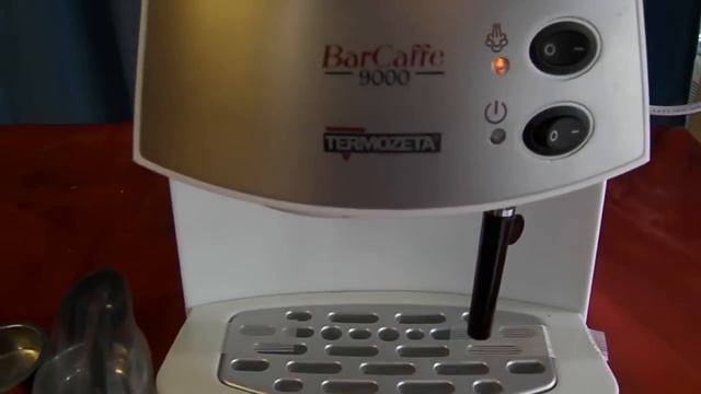 1 ASTA MACCHINA PER CAFFE' смотреть онлайн