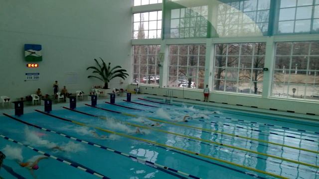 третья дорожка(в оранжевых шортах), 50 в/с. Победа