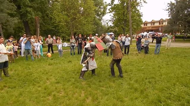 Бой рыцарей.Топор против меча и нокдаун(axe against sword, knockdown ) .22.05.16г.№42 смотреть онлайн