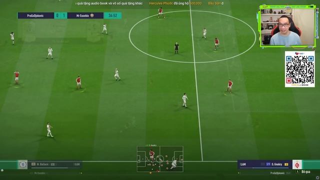 Fan Phú Thảo được cầm tận tay van Persie ICON +8 смотреть онлайн