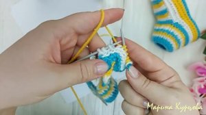 ДЕТСКИЕ следки - тапочки спицами без шва на подошве. Подробный мастер класс.