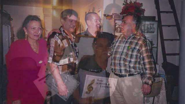 En memoria a nuestro hermano Luis смотреть онлайн