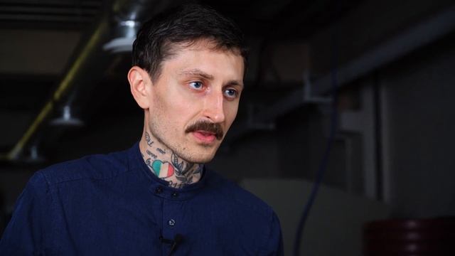 Как приготовить воронку харио (V-60, пуровер) и аэропресс. Рецепт на кофе Кения Кигари от учителей смотреть онлайн