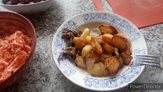Морковь с чесноком и жареная картошечка/хворост к чаю. смотреть онлайн