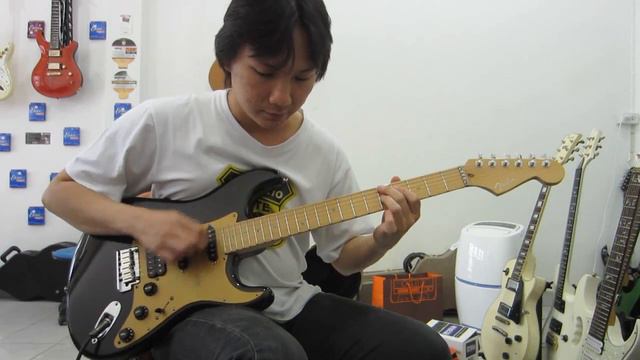 2005 Fender American Deluxe H s s Stratocaster Guitar Clean Sound смотреть онлайн