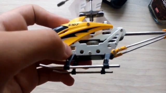 Вертолет на пульте управления. Обзор смотреть онлайн