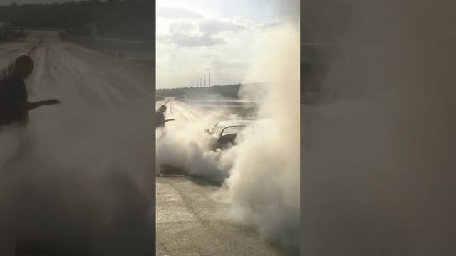 Toyota Supra Burnout Автодром Форт Грозный смотреть онлайн