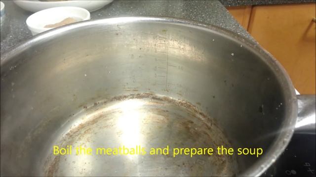 Resep Mie Jamur Bakso (Mushroom Meatball Noodle Recipe) смотреть онлайн