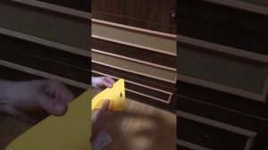 Как поклеить самоклеющую плёнку без пузырьков !