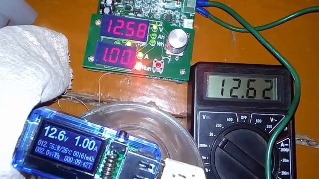 2 измерителя емкости АКБ сравнение смотреть онлайн