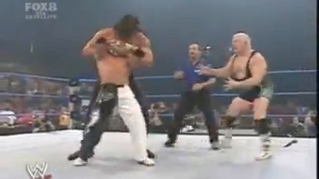 batista helps rey mysterio and spear great khali смотреть онлайн