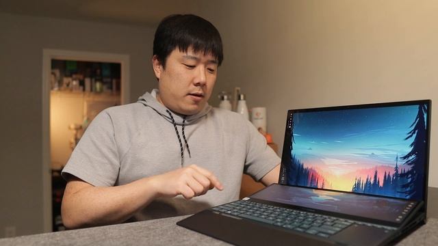 Asus Zenbook Pro Duo 15 OLED Review - Innovative and Functional Laptop for Work смотреть онлайн