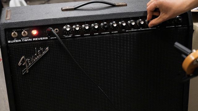 Fender Super Twin Reverb | Playthrough Demo смотреть онлайн