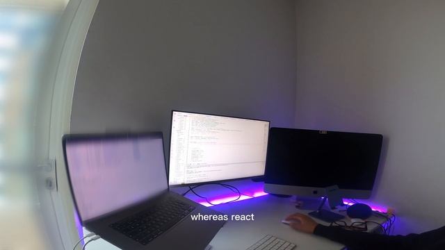 A *REAL* Day In Life Of an AWS Cloud Consultant | Why React + TypeScript? | Web App Code Review смотреть онлайн