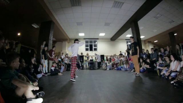 POPPING Round1 - Ronny vs Илюша смотреть онлайн