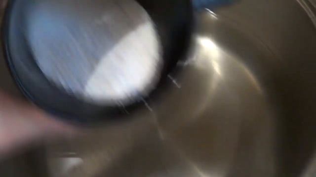 Очищаем кухонные полотенца от Пятен ЭКОНОМНО смотреть онлайн