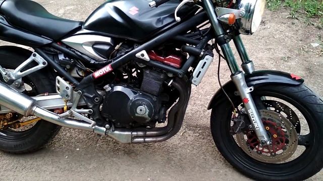 400 за 100. Suzuki bandit 400V2. смотреть онлайн